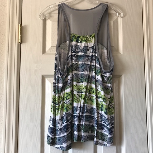 Mudd Gray green white striped top sheer detail - Picture 3 of 3